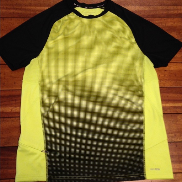Tek Gear Performance Short Sleeve Top Drytek Red /& Black Mens Training Tee